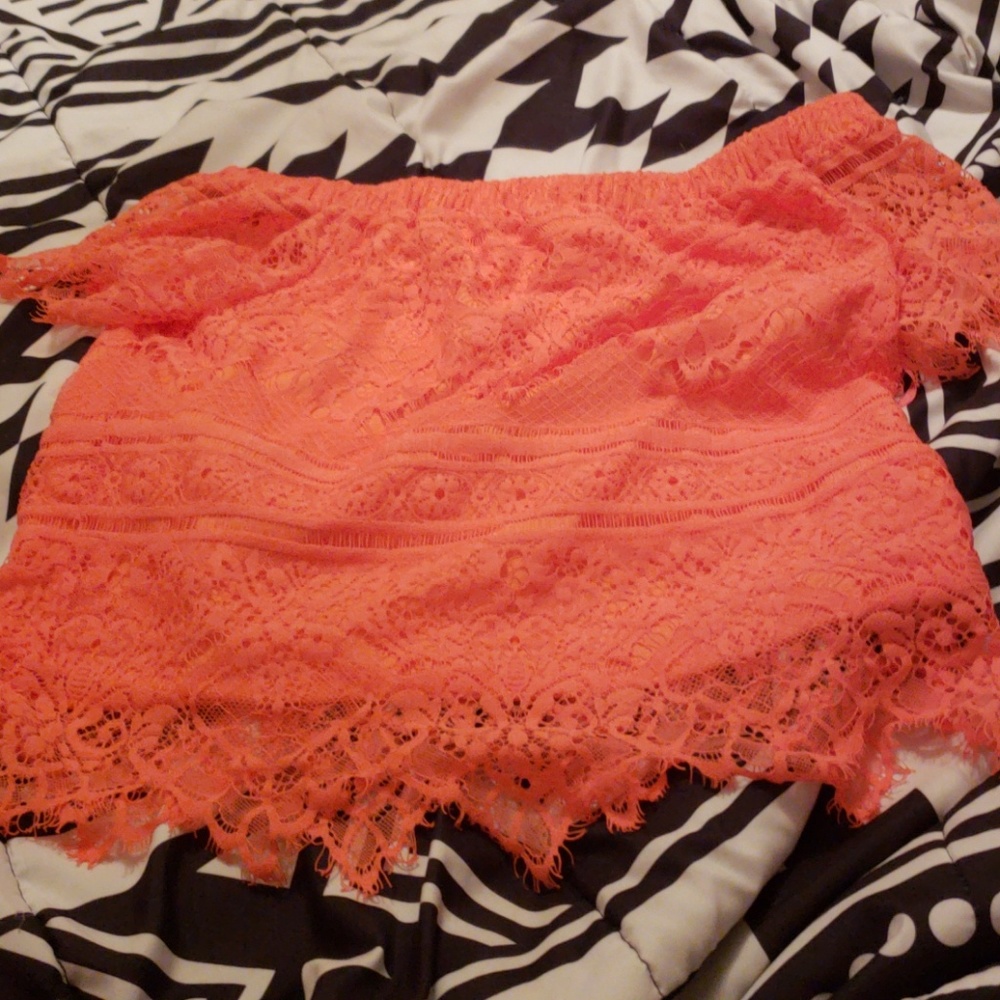 Pink crop top - Picture 2 of 3